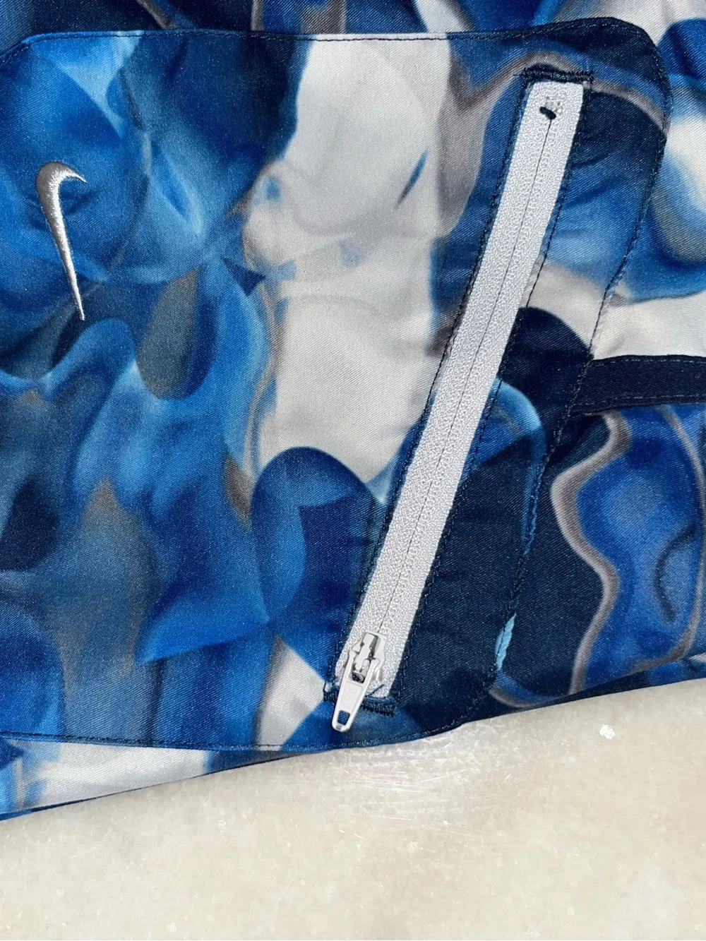 Nike Men's Blue & White Abstract Print Swim Board Shorts